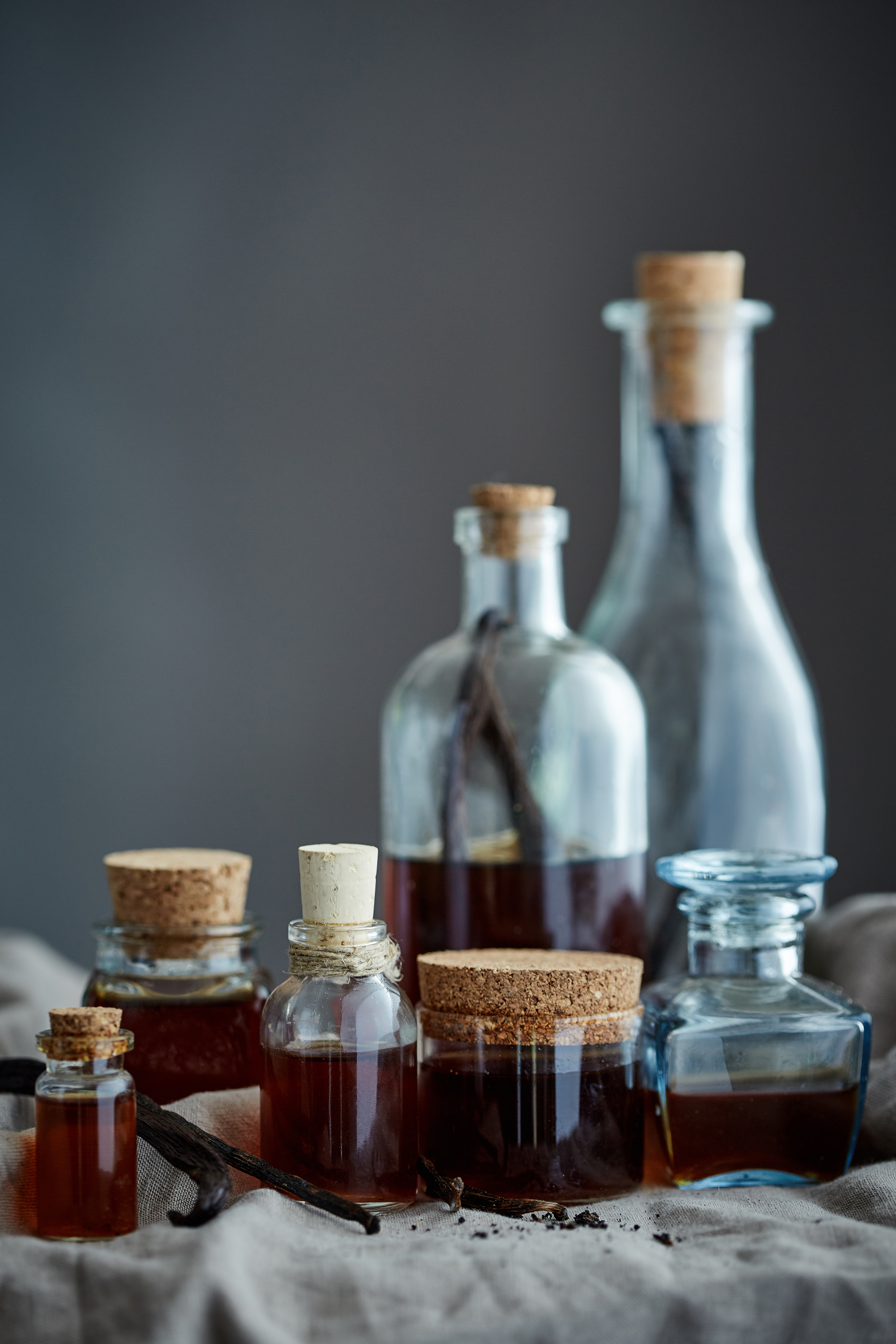 vanilla extract in bottles